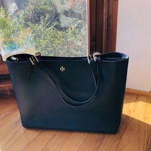 tory burch laptop purse